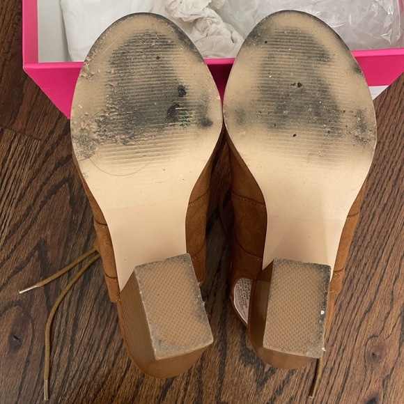 Lace Up Open Toe Block Heels Shoes - Picture 2 of 4